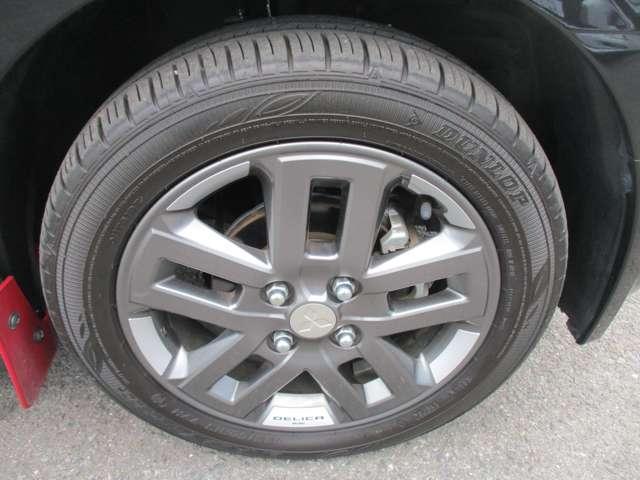 デリカミニ Ｔ　プレミアム　試乗車ＵＰ　衝突軽減装置　ターボエンジン　禁煙　記録簿付　寒冷地　パワステ　フルタイム４ＷＤ　エアバッグ　ＥＳＣ　クルコン　インテリキー　キーフリー　アルミホイール　ナビ　シートヒータ　セキュリティ（18枚目）