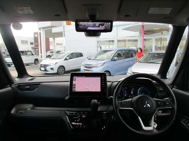 デリカミニ Ｔ　プレミアム　試乗車ＵＰ　衝突軽減装置　ターボエンジン　禁煙　記録簿付　寒冷地　パワステ　フルタイム４ＷＤ　エアバッグ　ＥＳＣ　クルコン　インテリキー　キーフリー　アルミホイール　ナビ　シートヒータ　セキュリティ（20枚目）