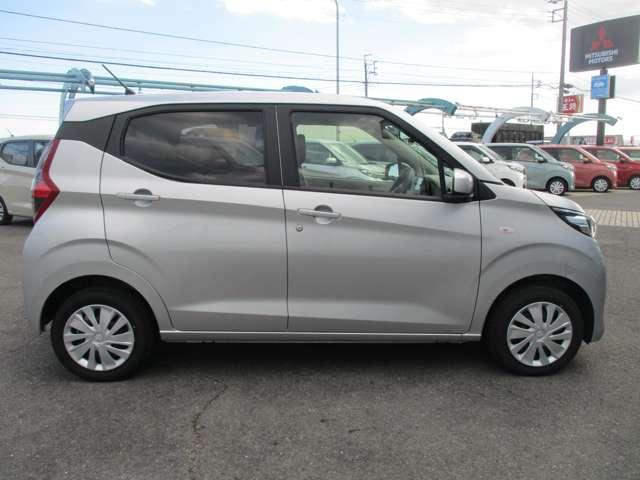 ｅＫワゴン Ｍ　レンタカーＵＰ　ＥＴＣ　フロントベンチシート　踏み間違い防止アシスト　リモコンキー　禁煙車　盗難防止装置　寒冷地仕様　ナビ　前席シートヒーター　パワーステアリング　ＥＴＣ　４ＷＤ　マニュアルエアコン（9枚目）