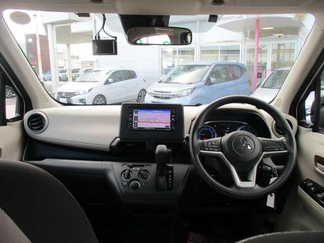 ｅＫワゴン Ｍ　レンタカーＵＰ　ＥＴＣ　フロントベンチシート　踏み間違い防止アシスト　リモコンキー　禁煙車　盗難防止装置　寒冷地仕様　ナビ　前席シートヒーター　パワーステアリング　ＥＴＣ　４ＷＤ　マニュアルエアコン（14枚目）