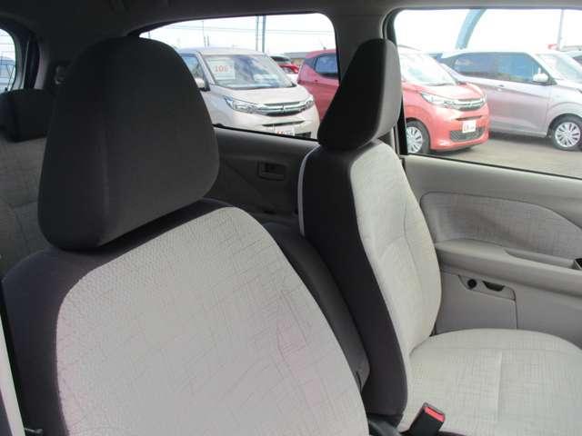 ｅＫワゴン Ｍ　レンタカーＵＰ　ＥＴＣ　フロントベンチシート　踏み間違い防止アシスト　リモコンキー　禁煙車　盗難防止装置　寒冷地仕様　ナビ　前席シートヒーター　パワーステアリング　ＥＴＣ　４ＷＤ　マニュアルエアコン（15枚目）