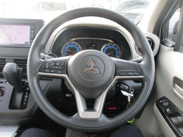 ｅＫワゴン Ｍ　レンタカーＵＰ　ＥＴＣ　禁煙　踏み間違い防止アシスト　イモビライザー　ＥＴＣ　パワーウィンドウ　Ｐセンサー　ナビ　マニュアルエアコン　キーレスエントリー　前席シートヒーター　ＡＳＣ　エアバック　ＡＢＳ（5枚目）