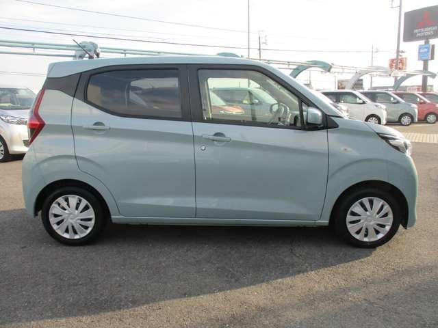 ｅＫワゴン Ｍ　レンタカーＵＰ　ＥＴＣ　禁煙　踏み間違い防止アシスト　イモビライザー　ＥＴＣ　パワーウィンドウ　Ｐセンサー　ナビ　マニュアルエアコン　キーレスエントリー　前席シートヒーター　ＡＳＣ　エアバック　ＡＢＳ（9枚目）