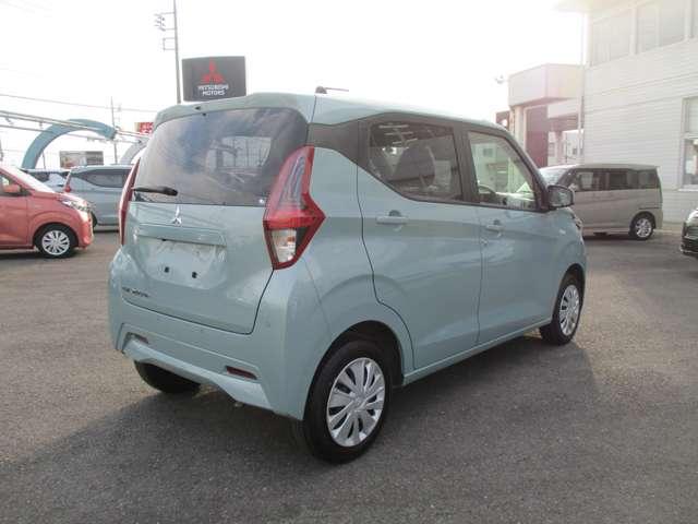 ｅＫワゴン Ｍ　レンタカーＵＰ　ＥＴＣ　フロントベンチシート　踏み間違い防止アシスト　リモコンキー　禁煙車　盗難防止装置　寒冷地仕様　ナビ　前席シートヒーター　パワーステアリング　ＥＴＣ　４ＷＤ　マニュアルエアコン（10枚目）