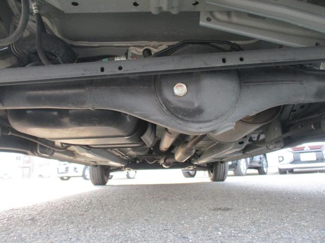 ｅＫワゴン Ｍ　レンタカーＵＰ　ＥＴＣ　フロントベンチシート　踏み間違い防止アシスト　リモコンキー　禁煙車　盗難防止装置　寒冷地仕様　ナビ　前席シートヒーター　パワーステアリング　ＥＴＣ　４ＷＤ　マニュアルエアコン（25枚目）