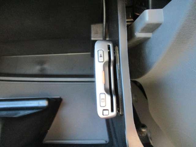 ミニキャブバン ブラボーターボ ワンオーナー ETC クリアランスソナー パワーウィンドゥ 記録簿 両側スライド 1オーナー キーレスキー フルセグTV ダブルエアバック ETC パワステ フルフラットシート 禁煙 エアコン ターボ(5枚目)