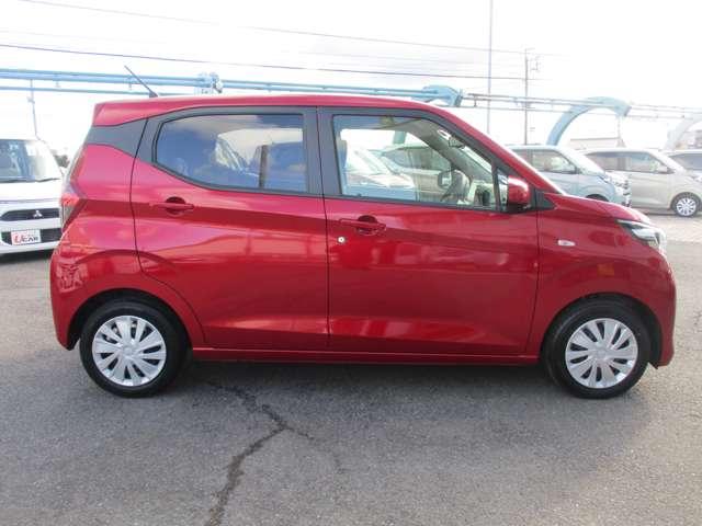 eKワゴン G ETC ワンオーナー 禁煙車 1オーナー 禁煙 衝突軽減ブレーキ 前席シートヒーター クリアランスソナー ETC スマートキー アイドリングストップ ベンチシート バックカメラ オートエアコン ABS(9枚目)