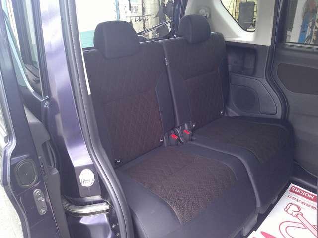 ｅＫクロススペース Ｇ　衝突被害軽減ブレーキ　アラウンドカメラ禁煙車　ＬＥＤヘッド　シートヒーター　スマートキー　車線逸脱警報　オートハイビーム　革巻きステアリング　純正１５インチアルミ（11枚目）