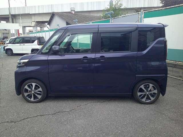 ｅＫクロススペース Ｇ　衝突被害軽減ブレーキ　アラウンドカメラ禁煙車　ＬＥＤヘッド　シートヒーター　スマートキー　車線逸脱警報　オートハイビーム　革巻きステアリング　純正１５インチアルミ（16枚目）