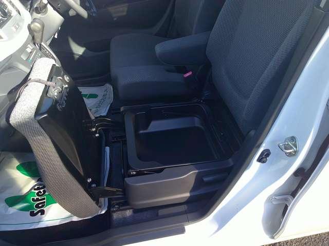 ワゴンＲ ＦＡ　社外オーディオ　ＥＴＣ（14枚目）