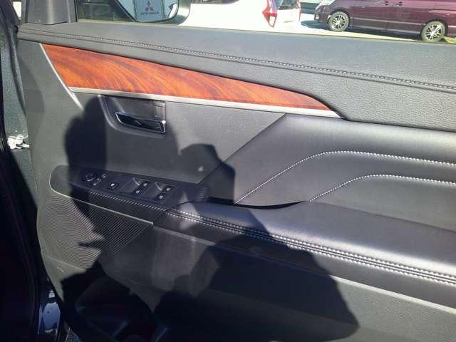 デリカD:5 G パワーパッケージ 純正ナビドラレコETCアラウンドカメラ(14枚目)