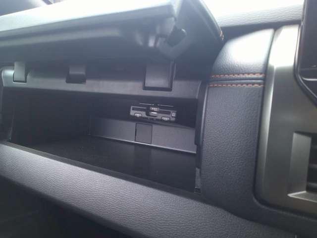 トライトン ＧＳＲ　純正ナビアラウンドカメラＥＴＣ（14枚目）