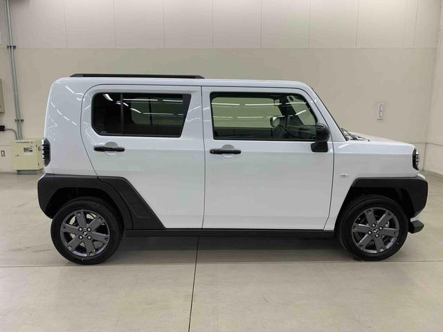 タフト Ｇ　ダーククロムベンチャー　２ＷＤ　ＬＥＤヘッドライト・バックカメラ・シートヒーター・スマートアシスト・アイドリングストップ・プッシュボタンスタート・オートライト・オートマチックハイビーム・オートエアコン・電動格納式ドアミラー（7枚目）