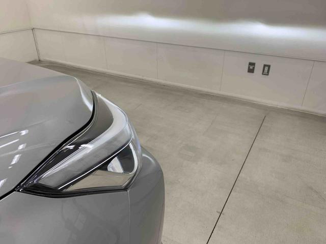 ロッキー プレミアムＧ　２ＷＤ　ＬＥＤヘッドライト・バックカメラ・シートヒーター・スマートアシスト・アイドリングストップ・プッシュボタンスタート・オートライト・オートマチックハイビーム・オートエアコン・電動格納式ドアミラー（42枚目）