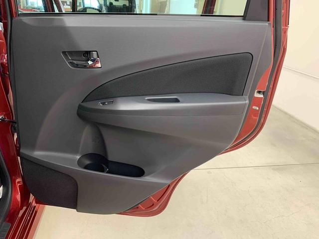 ムーヴ カスタム Xリミテッド SA 2WD LEDヘッドライト・オートライト・プッシュスタートボタン・アイドリングストップ・スマートアシスト・オートエアコン・ベンチシート・電動格納式ドアミラー・横開きバックドア(31枚目)