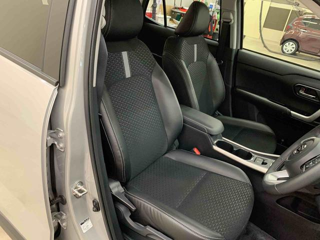 ロッキー プレミアムG 2WD LEDヘッドライト・オートライト・オートマチックハイビーム・プッシュスタートボタン・アイドリングストップ・シートヒーター・オートエアコン・電動パーキングブレーキ・スマートアシスト(16枚目)