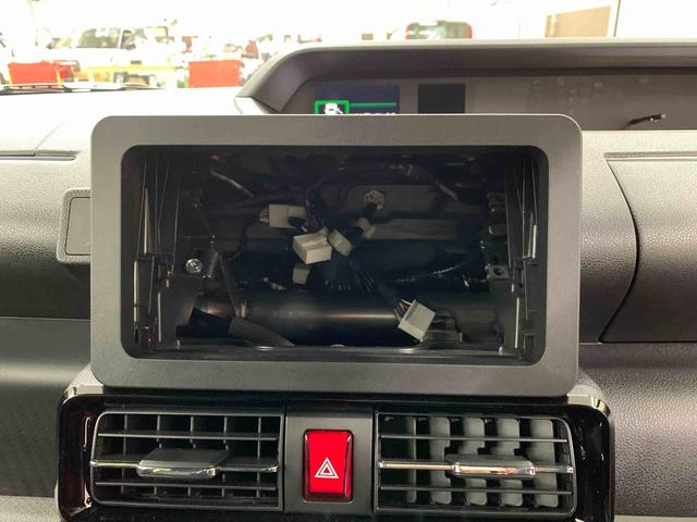 タント カスタムＸ　２ＷＤ　両側電動スライドドア・ＬＥＤヘッドライト・オートライト・オートマチックハイビーム・プッシュスタートボタン・アイドリングストップ・シートヒーター・電動パーキングブレーキ・スマートアシスト（13枚目）