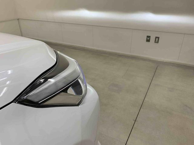 ロッキー プレミアムＧ　ＨＥＶ　２ＷＤ　ＬＥＤヘッドライト・パノラマモニター・ブラインドスポットモニター・シートヒーター・スマートアシスト・アイドリングストップ・プッシュボタンスタート・オートライト・オートマチックハイビーム・オートエアコン（42枚目）