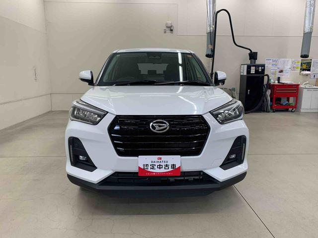 ロッキー プレミアムＧ　２ＷＤ　ＬＥＤヘッドライト・シートヒーター・スマートアシスト・アイドリングストップ・プッシュボタンスタート・オートライト・オートマチックハイビーム・オートエアコン・電動格納式ドアミラー（5枚目）
