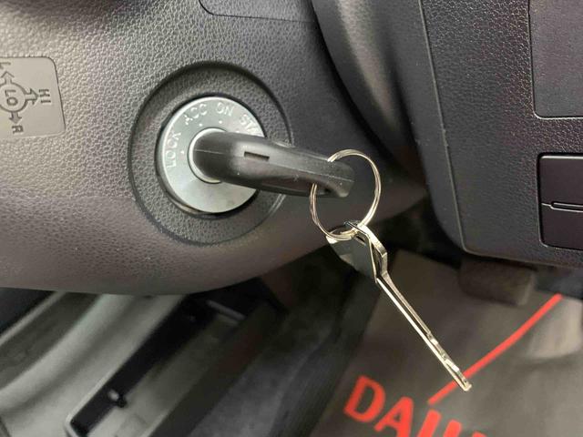ミライース B 2WD オートライト・スマートアシストIII・マニュアルエアコン・キーレスエントリー・アイドリングストップ・電動格納式ドアミラー・ベンチシート(25枚目)