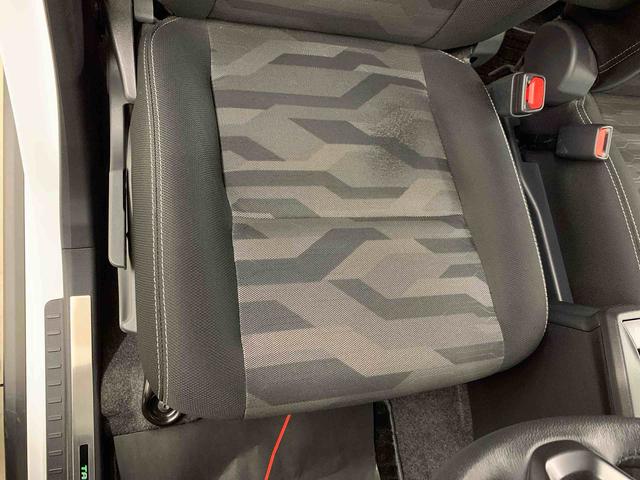 タフト G ダーククロムベンチャー 2WD LEDヘッドライト・オートライト・オートマチックハイビーム・ディスプレイオーディオ・ドライブレコーダー・プッシュスタートボタン・アイドリングストップ・シートヒーター・スマートアシスト(32枚目)