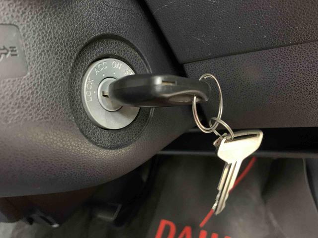 ハイゼットカーゴ クルーズＳＡＩＩＩ　２ＷＤ　ナビ・オートマチックハイビーム・キーレスエントリー・アイドリングストップ・バックカメラ・マニュアルエアコン・電動格納式ドアミラー・スマートアシストＩＩＩ（25枚目）