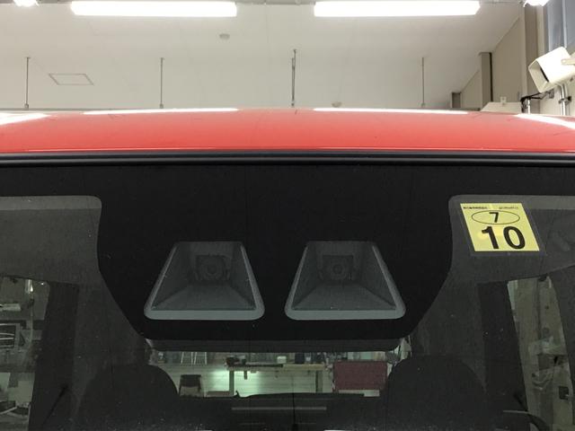 タント ファンクロスターボ　２ＷＤ　ターボ車　キーフリー　電動パーキングブレーキ　運転席助手席シートヒーター　パノラマモニター　リヤ両側自動スライドドア（19枚目）