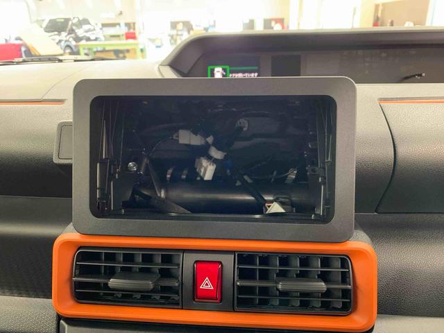 タント ファンクロス　２ＷＤ　２ＷＤ　キーフリー　届出済未使用車　電動パーキングブレーキ　運転席助手席シートヒーター（10枚目）