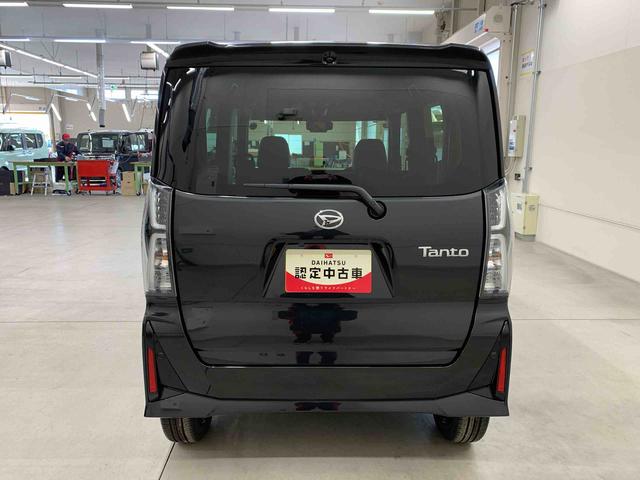 タント カスタムＲＳ　４ＷＤ　届出済未使用車　ターボ車　キーフリー　バックカメラ　運転席助手席シートヒーター　電動パーキングブレーキ　両側電動スライドドア　ＬＥＤヘッドライト（6枚目）
