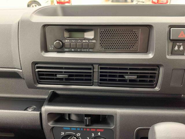 ハイゼットカーゴ スペシャル　２ＷＤ　両側スライドドア・オートライト・オートマチックハイビーム・キーレスエントリー・アイドリングストップ・ＡＭＦＭラジオ・マニュアルエアコン・スマートアシスト（13枚目）