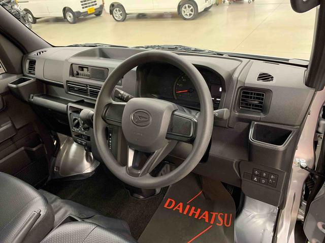 ハイゼットカーゴ スペシャル　２ＷＤ　両側スライドドア・オートライト・オートマチックハイビーム・キーレスエントリー・アイドリングストップ・ＡＭＦＭラジオ・マニュアルエアコン・スマートアシスト（18枚目）