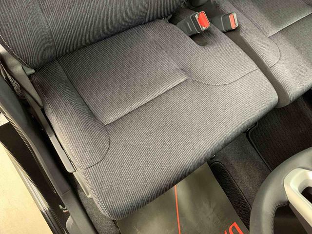 ムーヴ ＲＳ　２ＷＤ　両側電動スライドドア・ＬＥＤヘッドライト・オートライト・オートマチックハイビーム・プッシュスタートボタン・アイドリングストップ・オートエアコン・電動パーキングブレーキ・スマートアシスト（32枚目）