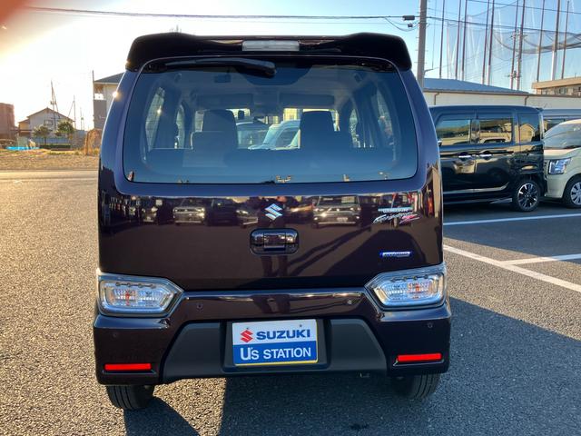 ワゴンＲカスタムＺ カスタムＺ　ＨＹＢＲＩＤ　ＺＸ　４型　ナビ　初売り特選！（6枚目）