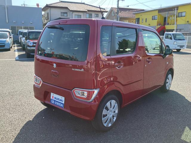 ワゴンＲ ＦＸ　４型　ラジオ　秋真っ盛り！！（5枚目）