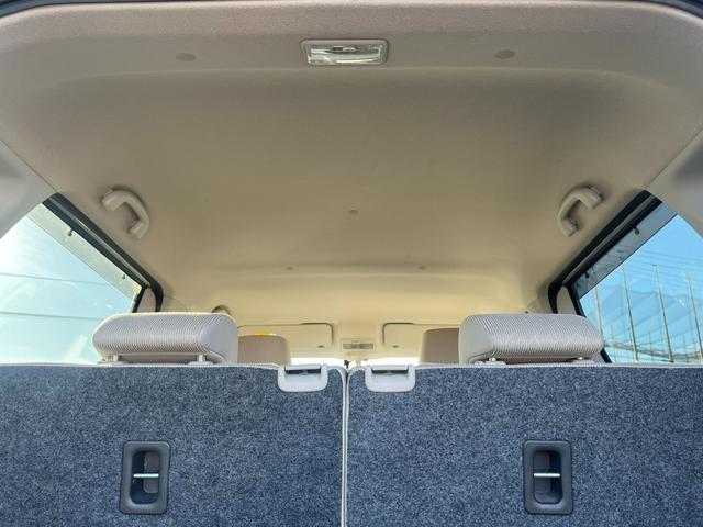 ワゴンＲ ＦＡ　５速ＭＴ　４ＷＤ　ＣＤラジオ　秋真っ盛り！（12枚目）