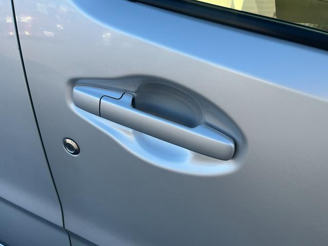 ワゴンＲ ＦＡ　５速ＭＴ　４ＷＤ　ＣＤラジオ　秋真っ盛り！（32枚目）