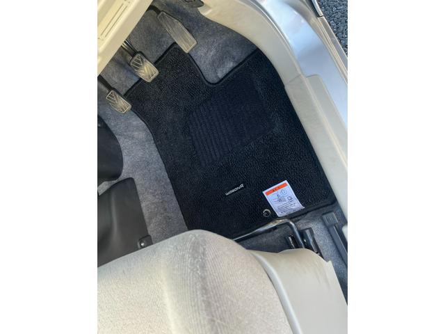 ワゴンＲ ＦＡ　５速ＭＴ　４ＷＤ　ＣＤラジオ　秋真っ盛り！（43枚目）