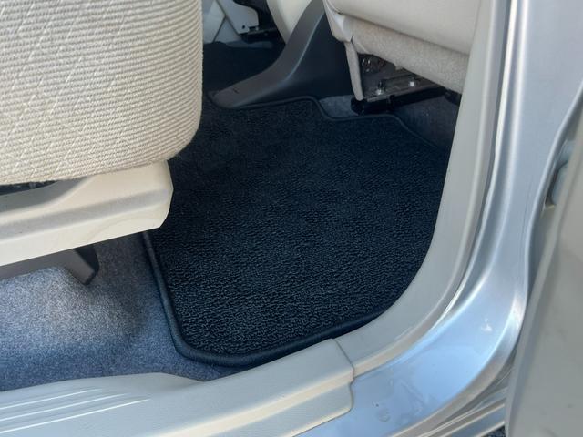 ワゴンＲ ＦＡ　５速ＭＴ　４ＷＤ　ＣＤラジオ　秋真っ盛り！（44枚目）