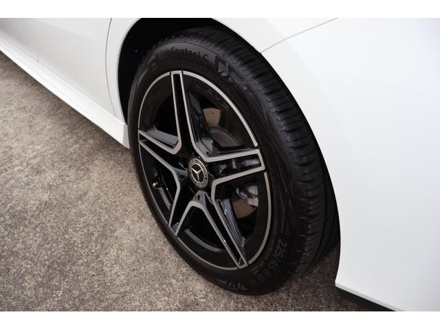 CLAクラス CLA200d AMGライン 禁煙 ディーゼルターボ 純正18インチAW LEDヘッドライト ハーフレザー シートヒーター アンビエントライト 純正ナビ ACC パドルシフト パーキングアシスト ワイヤレスチャージング Bカメラ(26枚目)