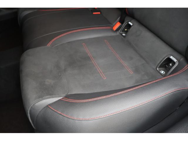 CLAクラス CLA200d AMGライン 禁煙 ディーゼルターボ 純正18インチAW LEDヘッドライト ハーフレザー シートヒーター アンビエントライト 純正ナビ ACC パドルシフト パーキングアシスト ワイヤレスチャージング Bカメラ(39枚目)