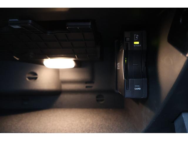 CLAクラス CLA200d AMGライン 禁煙 ディーゼルターボ 純正18インチAW LEDヘッドライト ハーフレザー シートヒーター アンビエントライト 純正ナビ ACC パドルシフト パーキングアシスト ワイヤレスチャージング Bカメラ(58枚目)