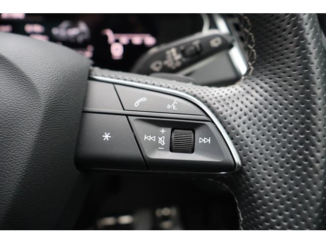 Q5スポーツバック 40TDIクワトロ Sライン 禁煙 パノラマサンルーフ SラインプラスPKG 純正ナビTV ハーフレザー 全席シートヒーター パワーシート サラウンドビューカメラ カープレイ 前後センサ ACCクルーズコントロール パワートランク(51枚目)