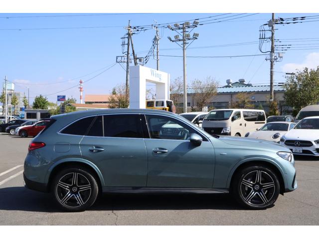 ＧＬＣ ＧＬＣ３５０ｅ　４Ｍポーツ　エディションスター　登録済未使用車　新車保証　禁煙　アクティブＬＥＤライト　純正２０インチＡＷ　黒レザーシート　シートヒーター　純正ナビＴＶ　エアサス　ブルメスター　カープレイ　ＡＣＣクルーズコントロール　３６０°モニタ（10枚目）