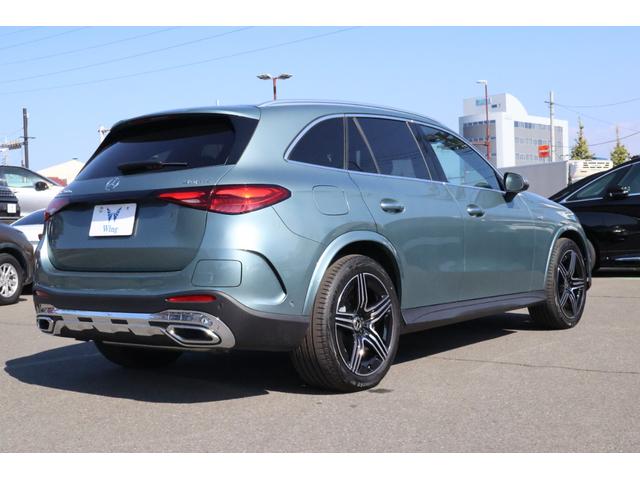 ＧＬＣ ＧＬＣ３５０ｅ　４Ｍポーツ　エディションスター　登録済未使用車　新車保証　禁煙　アクティブＬＥＤライト　純正２０インチＡＷ　黒レザーシート　シートヒーター　純正ナビＴＶ　エアサス　ブルメスター　カープレイ　ＡＣＣクルーズコントロール　３６０°モニタ（11枚目）