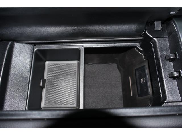 ＧＬＣ ＧＬＣ３５０ｅ　４Ｍポーツ　エディションスター　登録済未使用車　新車保証　禁煙　アクティブＬＥＤライト　純正２０インチＡＷ　黒レザーシート　シートヒーター　純正ナビＴＶ　エアサス　ブルメスター　カープレイ　ＡＣＣクルーズコントロール　３６０°モニタ（54枚目）