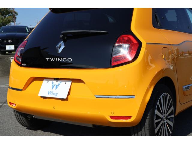 トゥインゴ インテンス 禁煙 社外ナビTV HDMIミラーリング レーンキープ ETC バックカメラ クルーズコントロール シートヒーター Bluetooth(12枚目)