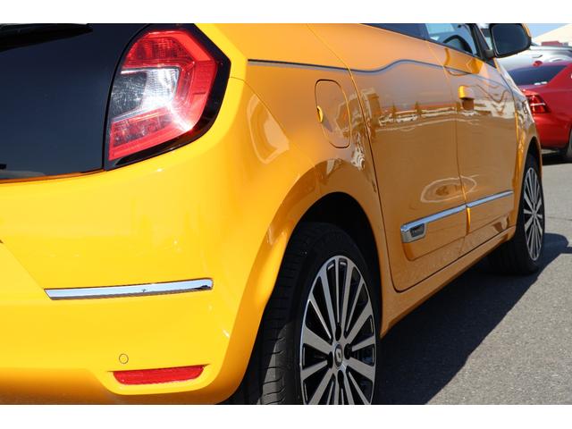 トゥインゴ インテンス 禁煙 社外ナビTV HDMIミラーリング レーンキープ ETC バックカメラ クルーズコントロール シートヒーター Bluetooth(13枚目)