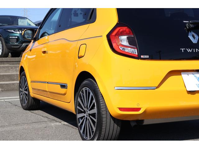 トゥインゴ インテンス 禁煙 社外ナビTV HDMIミラーリング レーンキープ ETC バックカメラ クルーズコントロール シートヒーター Bluetooth(17枚目)