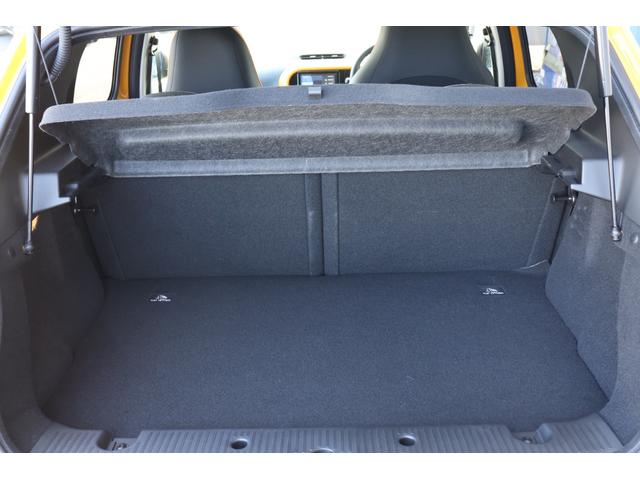 トゥインゴ インテンス 禁煙 社外ナビTV HDMIミラーリング レーンキープ ETC バックカメラ クルーズコントロール シートヒーター Bluetooth(25枚目)