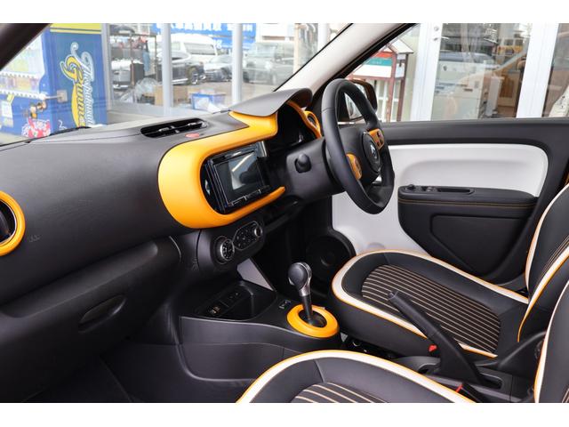 トゥインゴ インテンス 禁煙 社外ナビTV HDMIミラーリング レーンキープ ETC バックカメラ クルーズコントロール シートヒーター Bluetooth(31枚目)